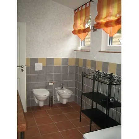 Charming In Zislow