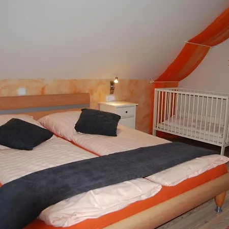 Charming In Apartmán Zislow