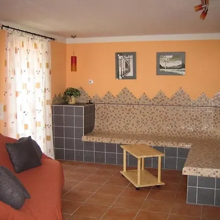 Charming In Apartmán Zislow